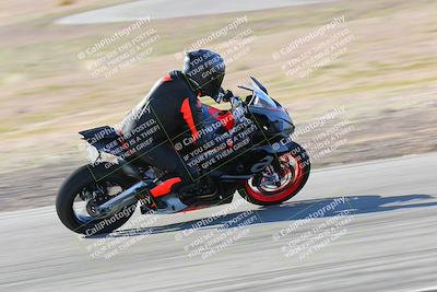 media/Feb-05-2023-Classic Track Day (Sun) [[c35aca4a42]]/Group 2/session 4 turn 4/